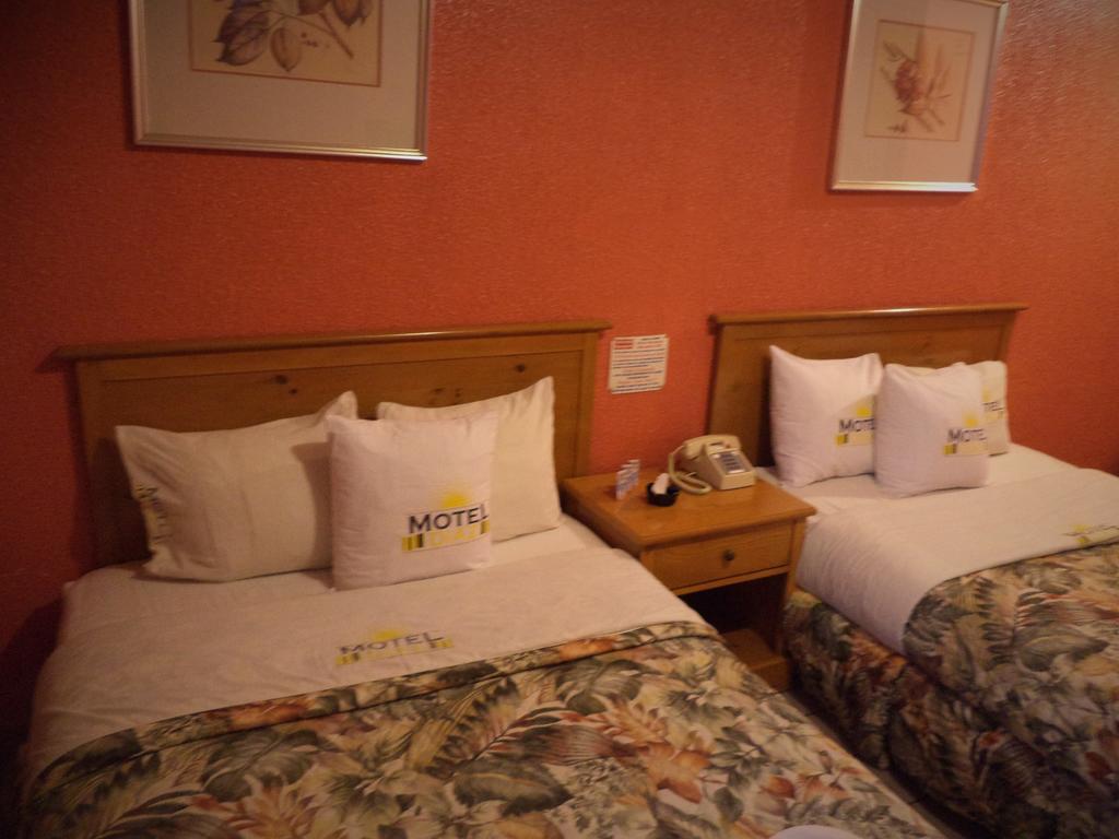 Hotel Diaz Tijuana Quarto foto